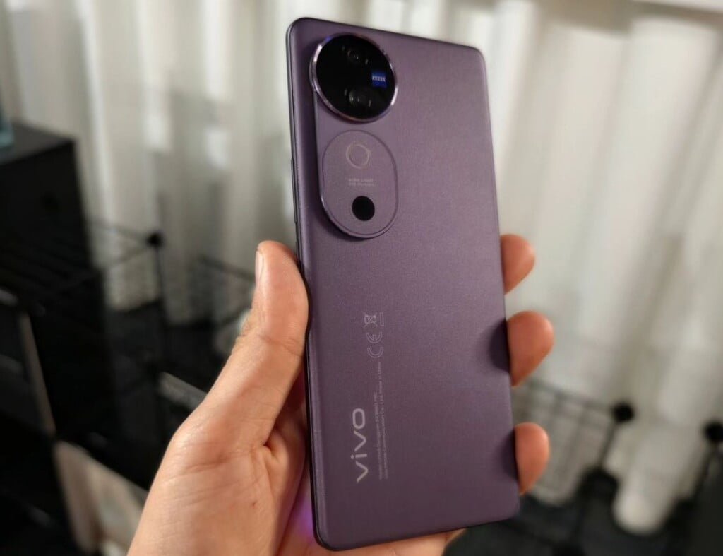 vivo V40 officially launched